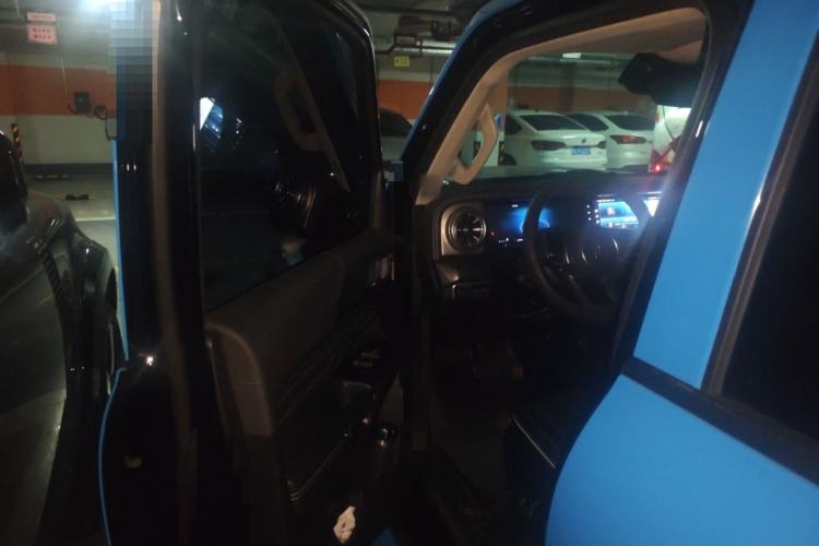 Used Tank 300 2023 City Edition 2.0T—Stylish as Ever Driver Seat