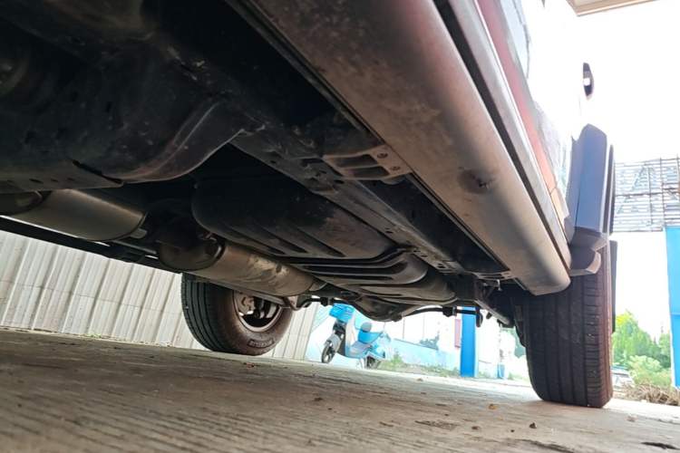 Used Tank 300 2023 City Edition 2.0T—Stylish as Ever Left Side Sill