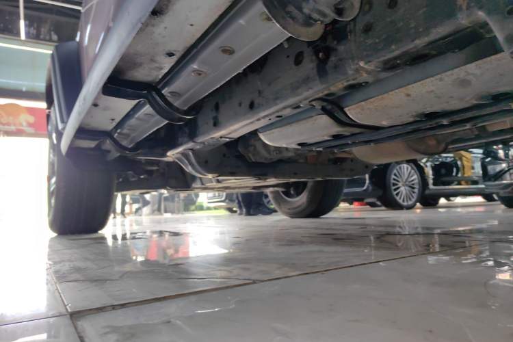 Used Tank 300 2023 Off-Road Edition 2.0T Conqueror Left Side Sill