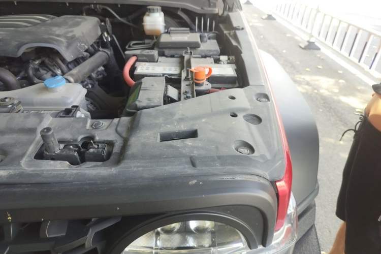 Used Tank 300 2023 Off-Road Edition 2.0T Conqueror Engine Bay Left