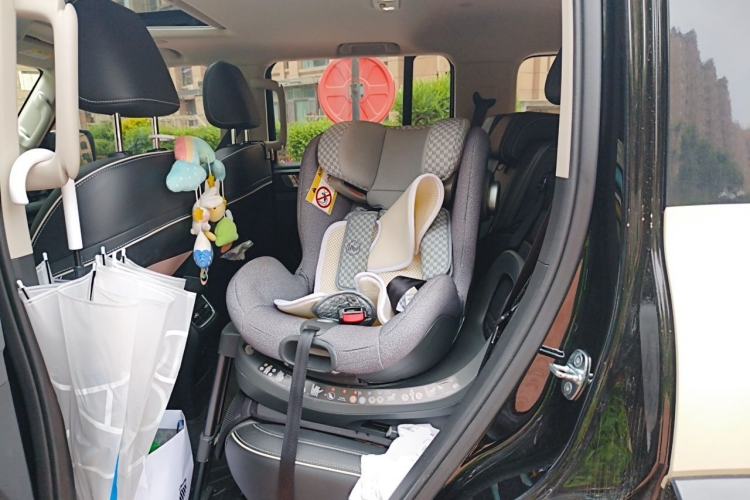 Used Tank 300 2023 City Edition 2.0T—Stylish as Ever Left Rear Seat
