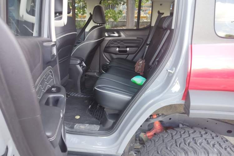 Used Tank 300 2023 Off-Road Edition 2.0T Conqueror Left Rear Seat