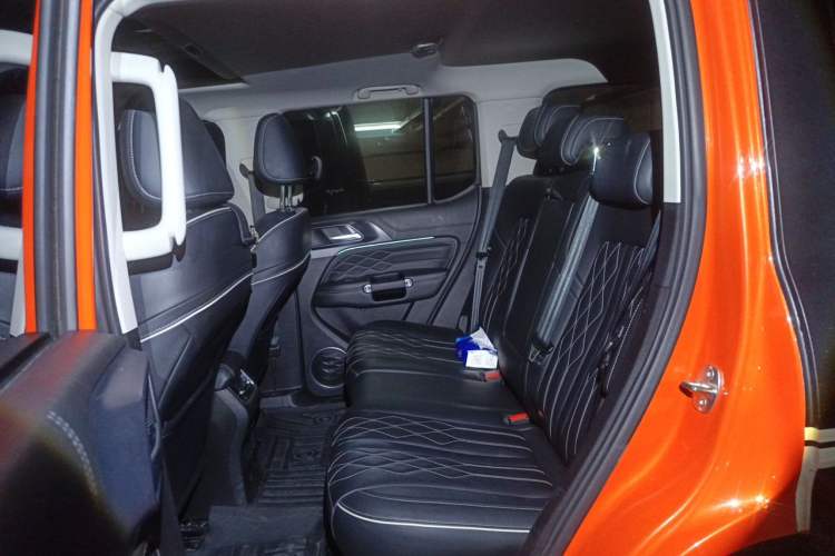 Used Tank 300 2023 Off-Road Edition 2.0T Challenger Left Rear Seat