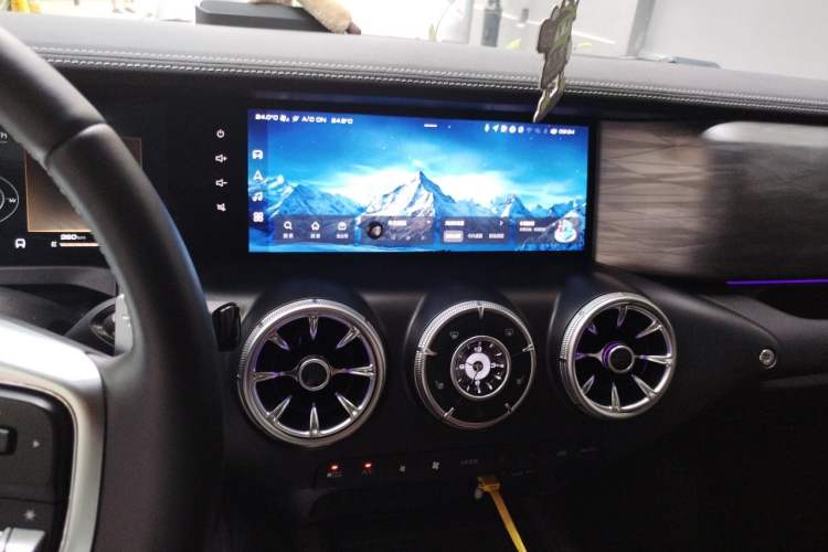 Used Tank 300 2023 Off-Road Edition 2.0T Conqueror Audio And AC Panel