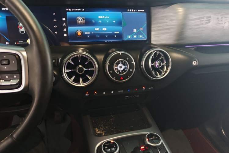 Used Tank 300 2023 City Edition 2.0T My Vision Model Audio And AC Panel