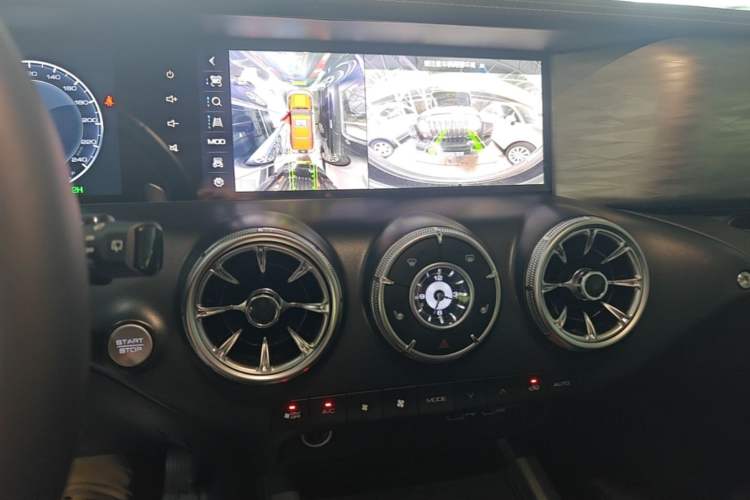Used Tank 300 2023 Off-Road Edition 2.0T Conqueror Audio And AC Panel