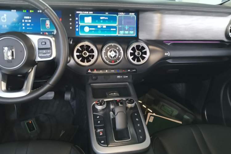 Used Tank 300 2023 Off-Road Edition 2.0T Conqueror Audio And AC Panel