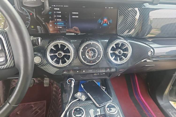 Used Tank 300 2023 Off-Road Edition 2.0T Conqueror Audio And AC Panel