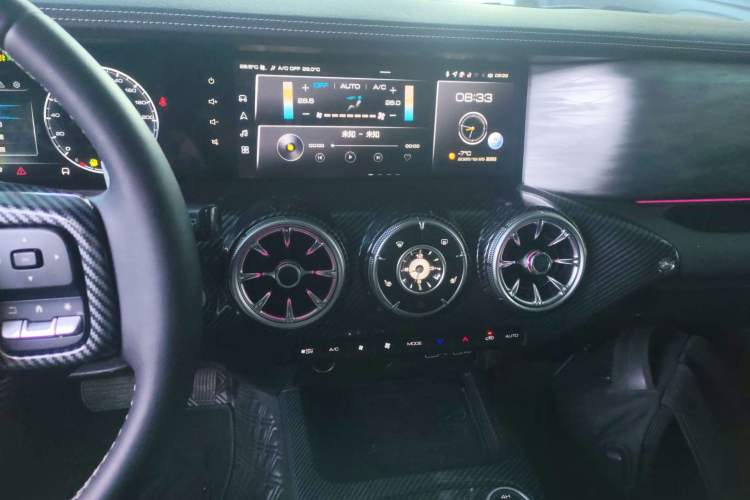 Used Tank 300 2023 Off-Road Edition 2.0T Conqueror Audio And AC Panel