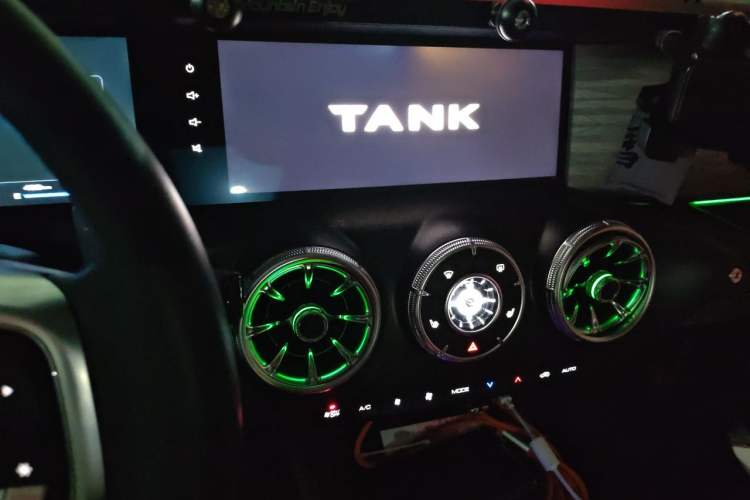 Used Tank 300 2023 Off-Road Edition 2.0T Conqueror Audio And AC Panel