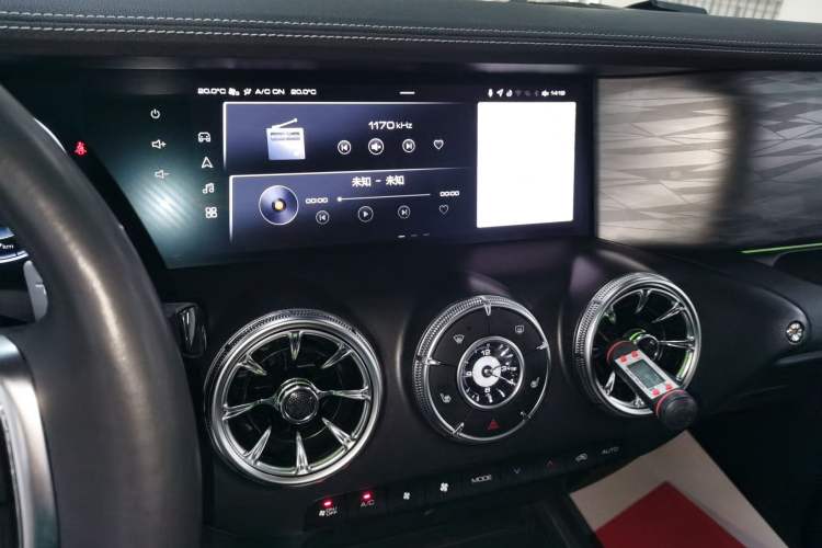 Used Tank 300 2023 Off-Road Edition 2.0T Conqueror Audio And AC Panel
