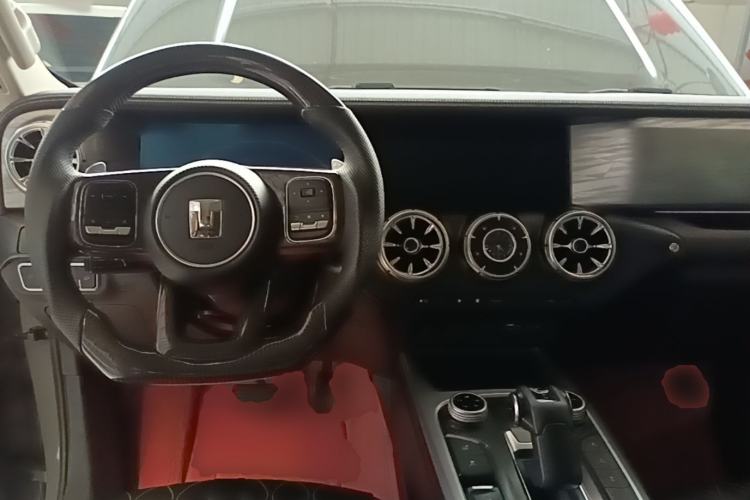 Used Tank 300 2023 Off-Road Edition 2.0T Challenger Center Console