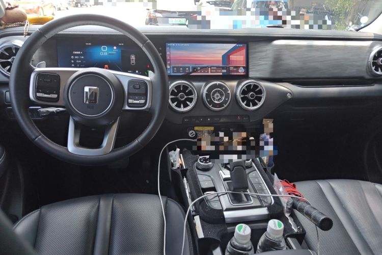 Used Tank 300 2023 City Edition 2.0T—Stylish as Ever Center Console