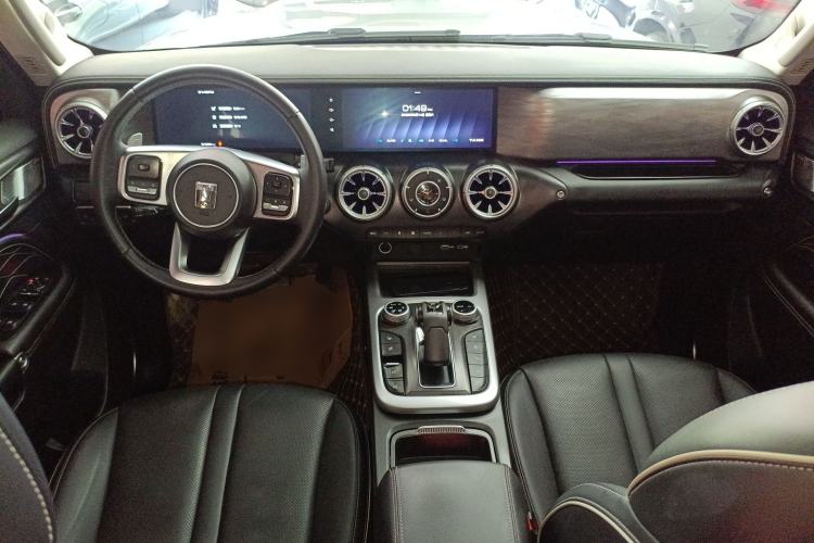 Used Tank 300 2023 City Edition 2.0T—Stylish as Ever Center Console