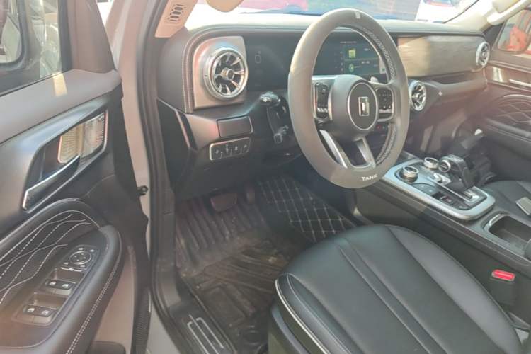 Used Tank 300 2023 City Edition 2.0T—Stylish as Ever Driver Seat