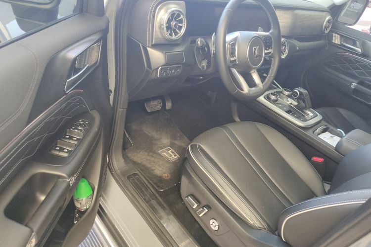 Used Tank 300 2023 City Edition 2.0T—Stylish as Ever Driver Seat