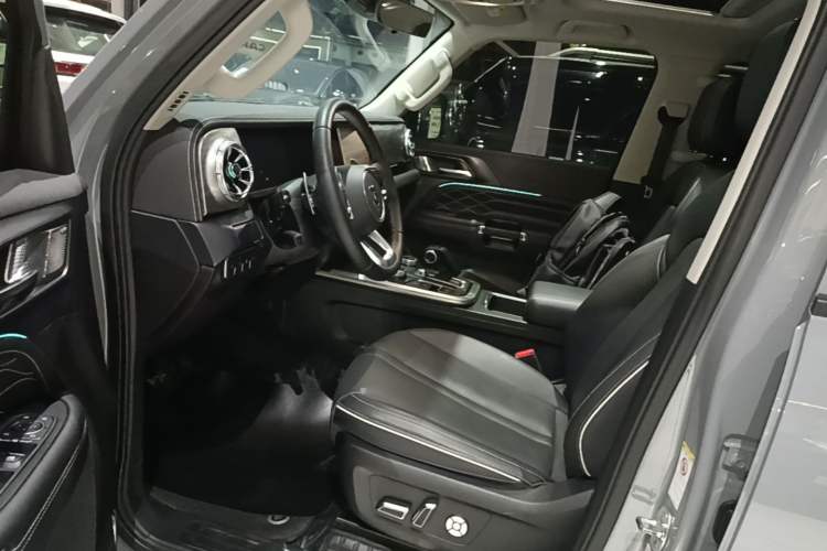 Used Tank 300 2023 Off-Road Edition 2.0T Conqueror Driver Seat