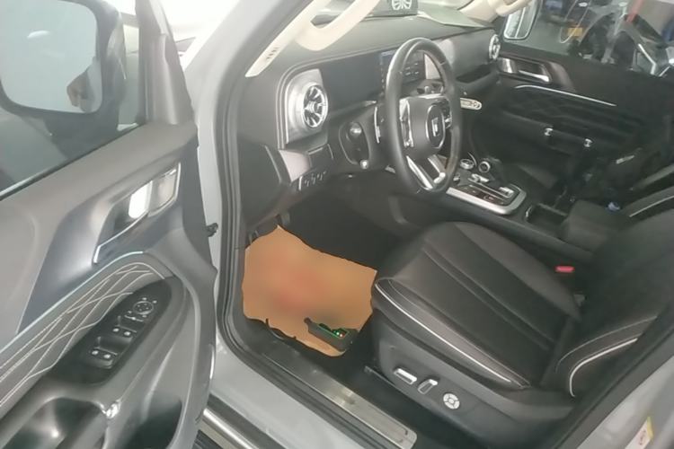 Used Tank 300 2023 City Edition 2.0T—Stylish as Ever Driver Seat