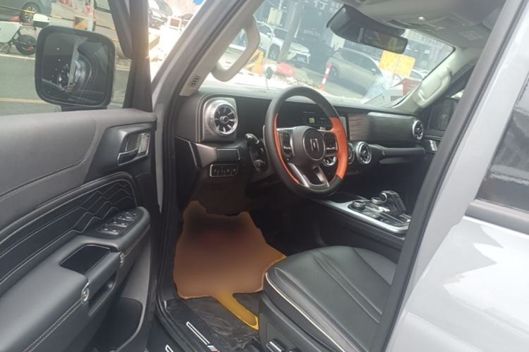 Used Tank 300 2023 City Edition 2.0T—Stylish as Ever Driver Seat