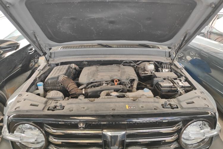 Used Tank 300 2023 City Edition 2.0T—Stylish as Ever Engine Bay