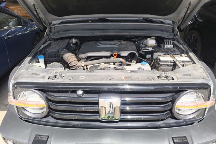 Used Tank 300 2023 Off-Road Edition 2.0T Challenger Engine Bay