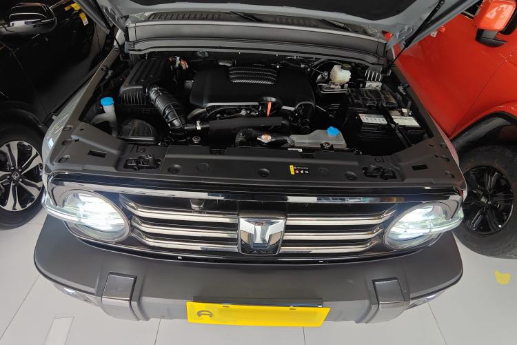 Used Tank 300 2023 City Edition 2.0T—Stylish as Ever Engine Bay