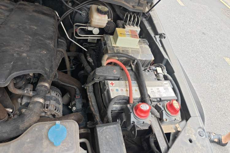 Used Tank 300 2023 Off-Road Edition 2.0T Conqueror Engine Bay Left