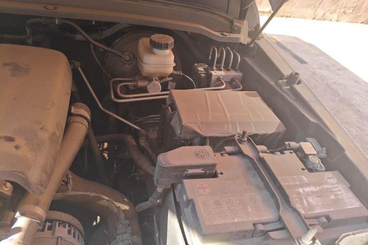 Used Tank 300 2023 Off-Road Edition 2.0T Conqueror Engine Bay Left