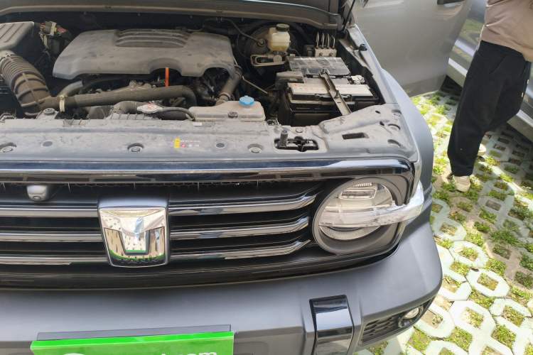 Used Tank 300 2023 Off-Road Edition 2.0T Conqueror Engine Bay Left