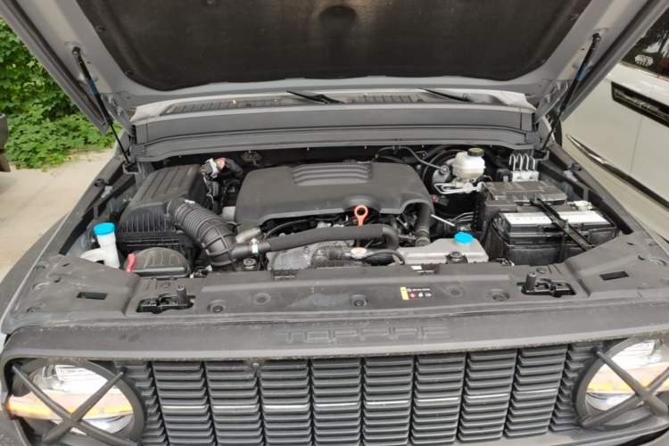 Used Tank 300 2023 Off-Road Edition 2.0T Conqueror Engine Bay