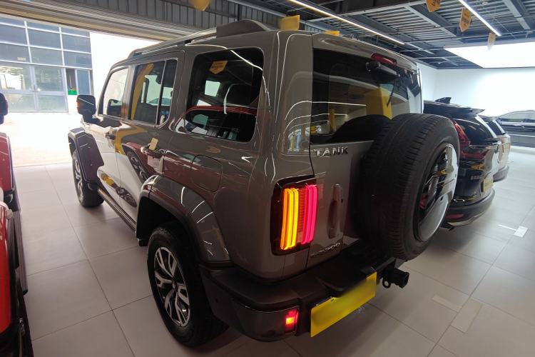 Used Tank 300 2023 City Edition 2.0T—Stylish as Ever Exterior 2