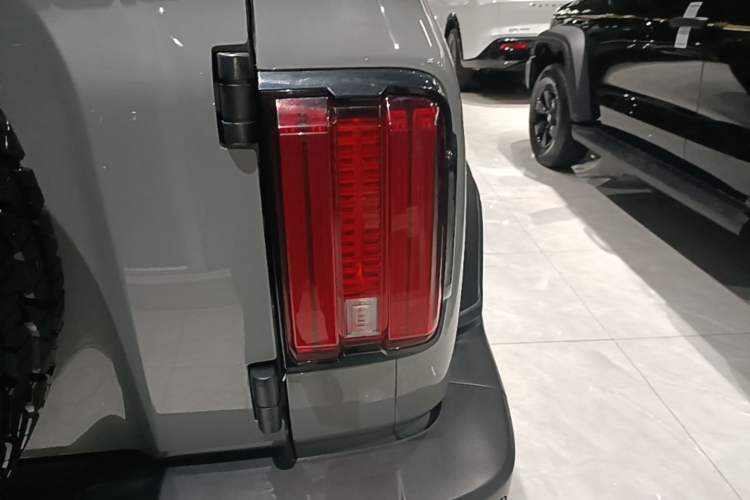 Used Tank 300 2023 Off-Road Edition 2.0T Conqueror Exterior 3