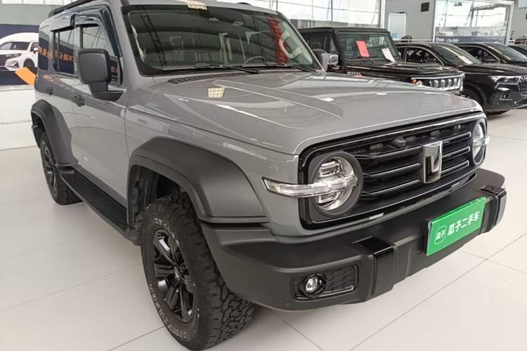 Used Tank 300 2023 Off-Road Edition 2.0T Challenger Front Right 45 Deg