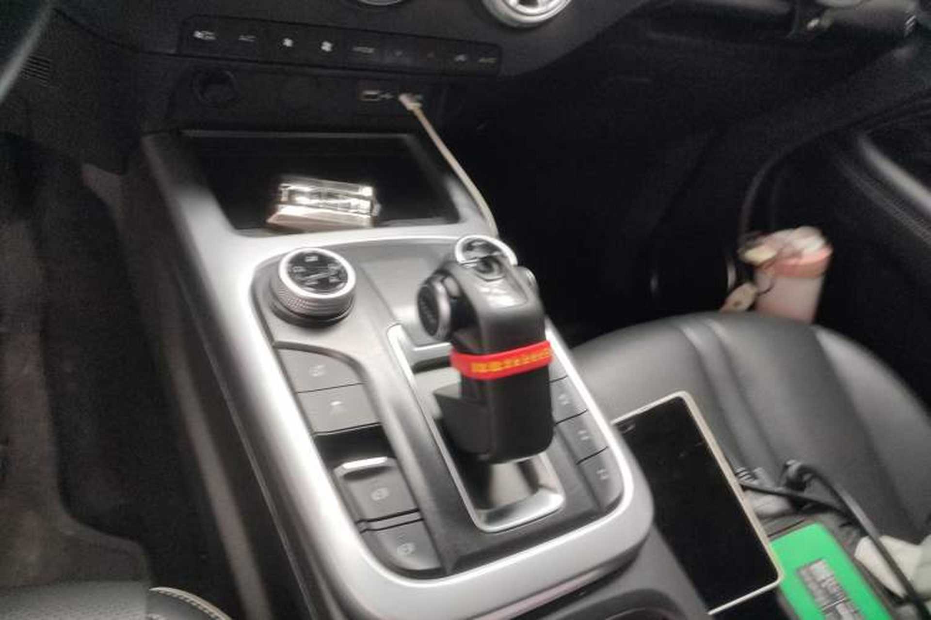 Used Tank 300 2023 Off-Road Edition 2.0T Conqueror Gear Lever