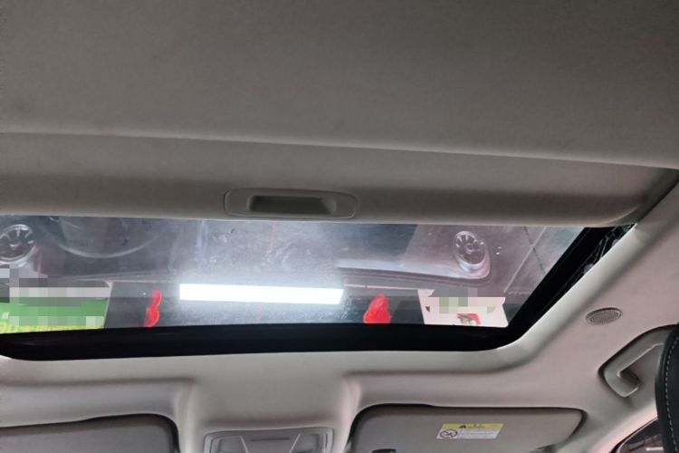 Used Tank 300 2023 City Edition 2.0T—Stylish as Ever Headliner