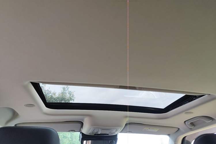 Used Tank 300 2023 City Edition 2.0T—Stylish as Ever Headliner