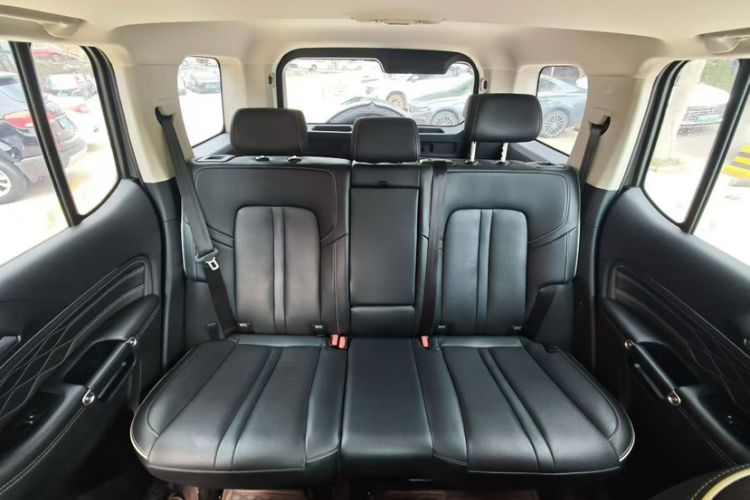 Used Tank 300 2023 City Edition 2.0T—Stylish as Ever Interior 1