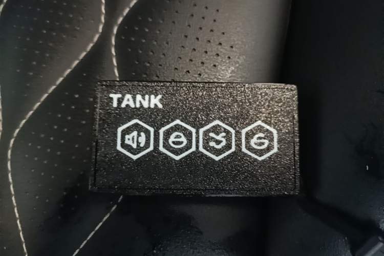 Used Tank 300 2023 Off-Road Edition 2.0T Challenger Interior 1