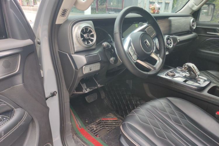 Used Tank 300 2023 Off-Road Edition 2.0T Challenger Interior 3