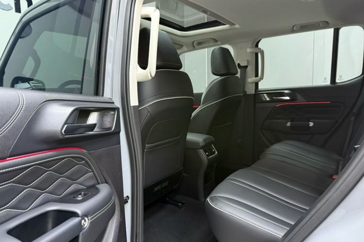 Used Tank 300 2023 Off-Road Edition 2.0T Conqueror Interior 3