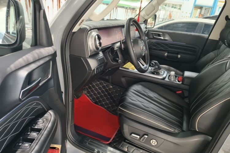 Used Tank 300 2023 Off-Road Edition 2.0T Challenger Interior 3