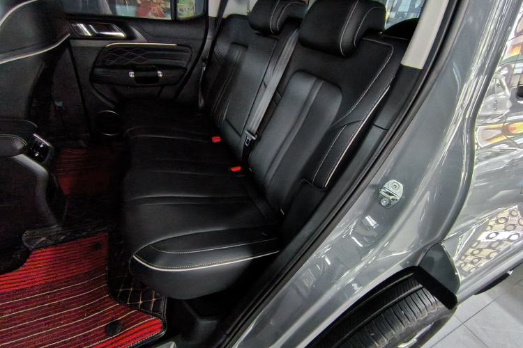Used Tank 300 2023 City Edition 2.0T—Stylish as Ever Interior 5