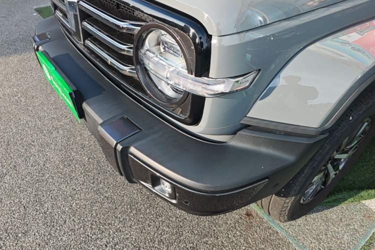 Used Tank 300 2023 City Edition 2.0T—Stylish as Ever Left Front Headlight