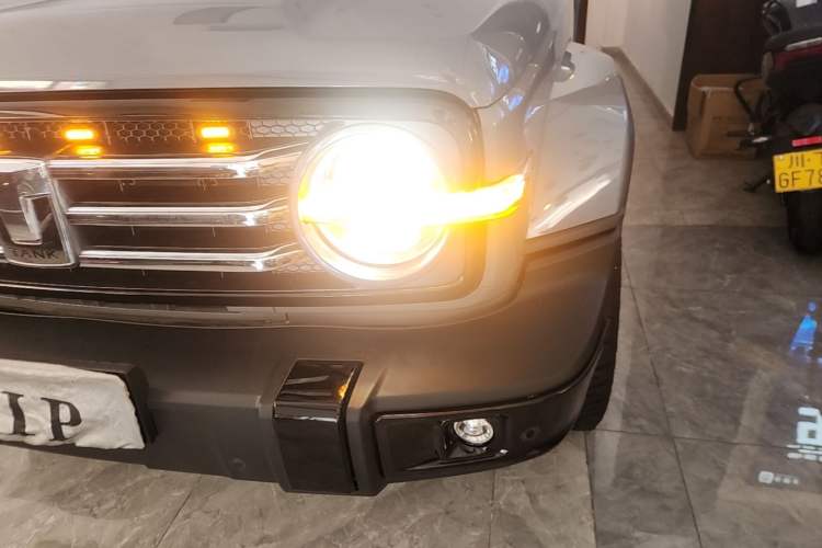 Used Tank 300 2023 City Edition 2.0T—Stylish as Ever Left Front Headlight