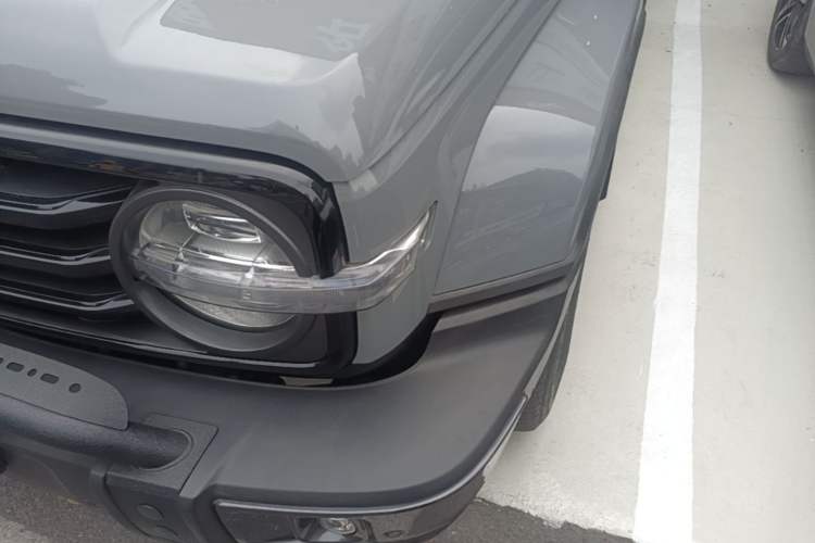 Used Tank 300 2023 City Edition 2.0T—Stylish as Ever Left Front Headlight