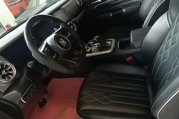 Used Tank 300 2023 Off-Road Edition 2.0T Challenger Left Front Seat