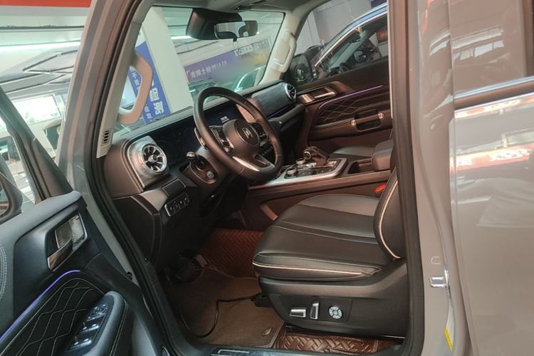 Used Tank 300 2023 Off-Road Edition 2.0T Conqueror Left Front Seat