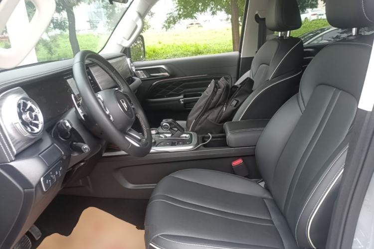 Used Tank 300 2023 Off-Road Edition 2.0T Conqueror Left Front Seat