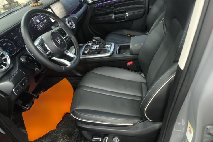 Used Tank 300 2023 City Edition 2.0T—Stylish as Ever Left Front Seat