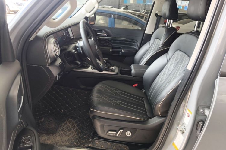 Used Tank 300 2023 Off-Road Edition 2.0T Challenger Left Front Seat